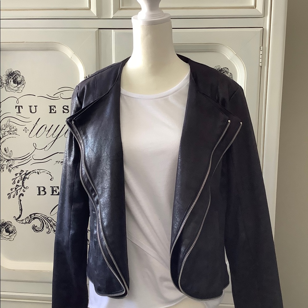 Bar lll black fashion jacket size M